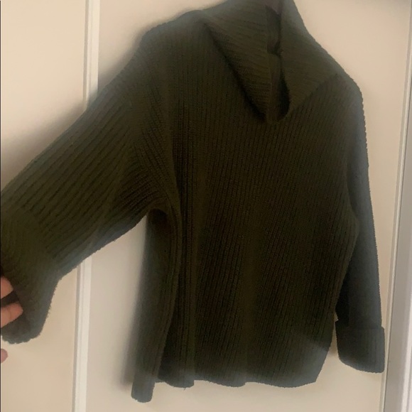 Crop Funnelneck Sweater - Picture 4 of 4